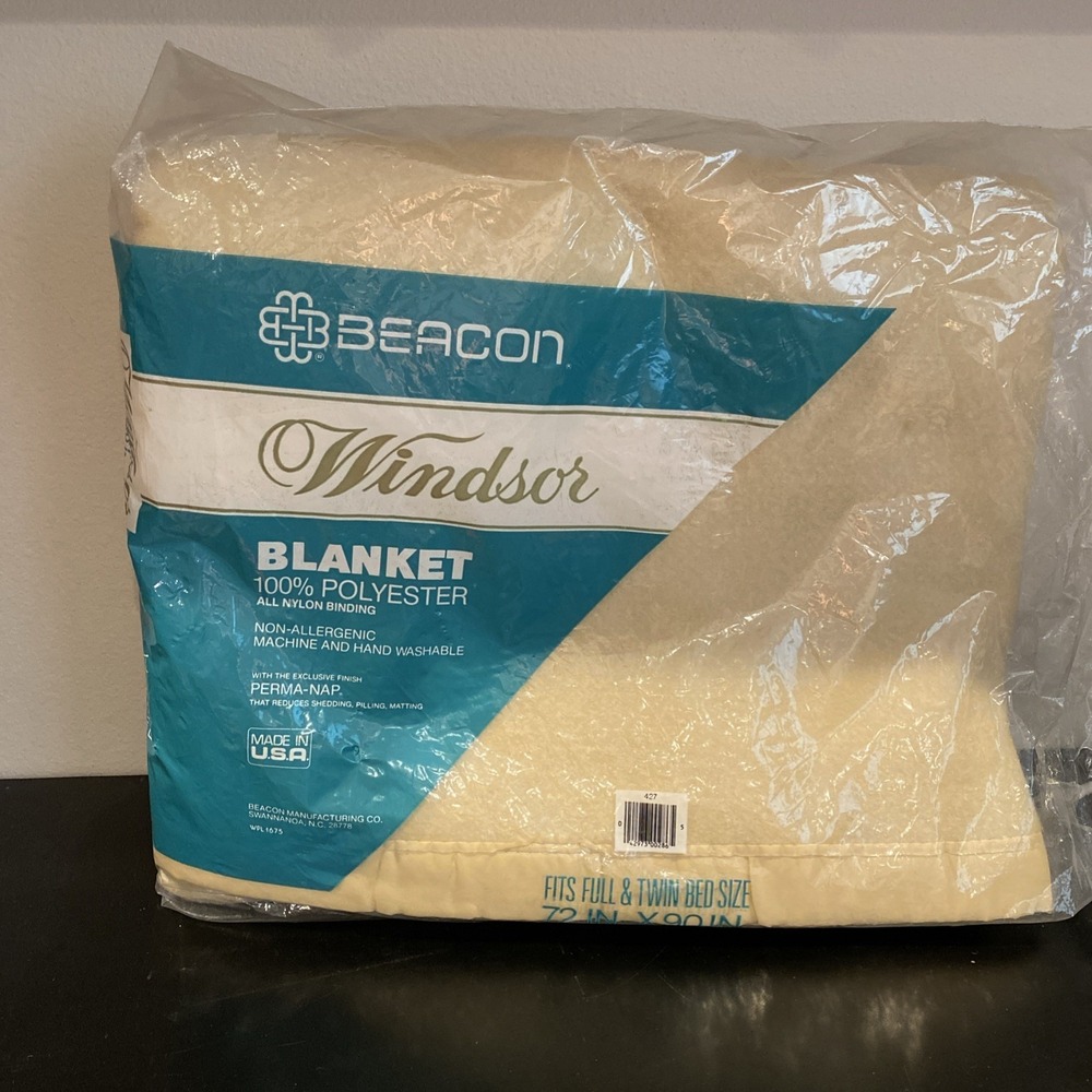 Vintage Beacon Blanket Windsor Polyester Bone 72 X 90 Fits Full /Twin NOS‎